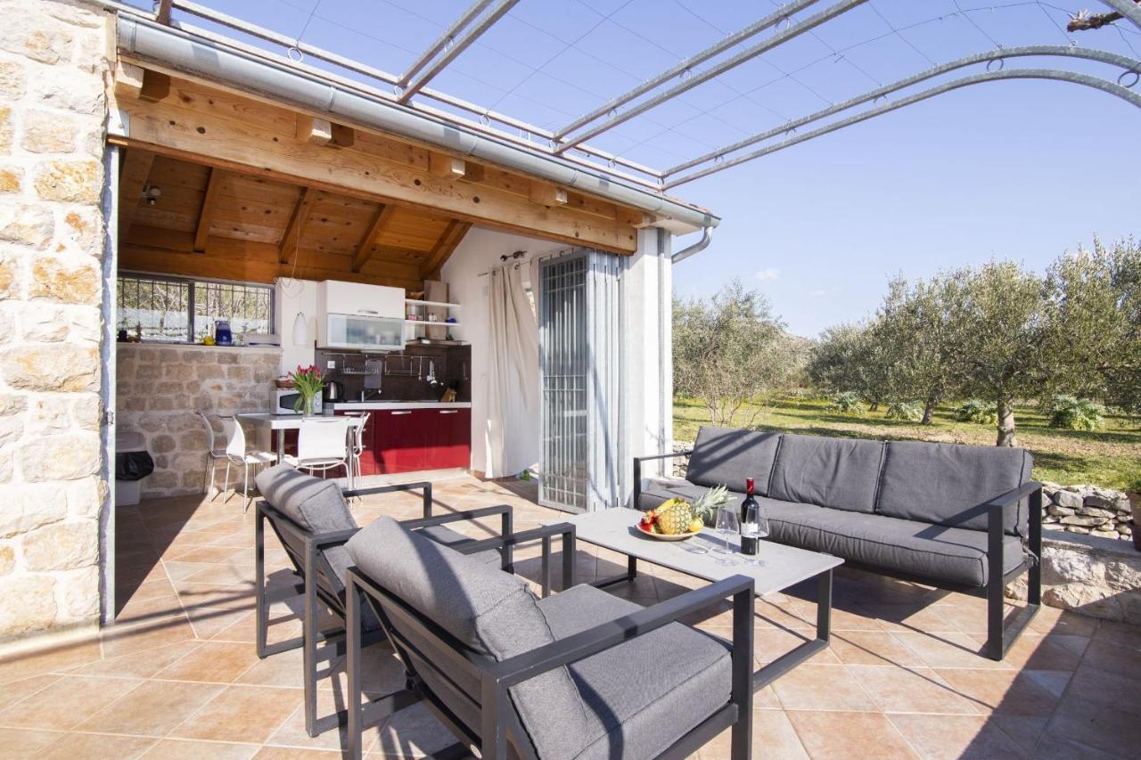 Holiday Home Olive شيبينيك المظهر الخارجي الصورة